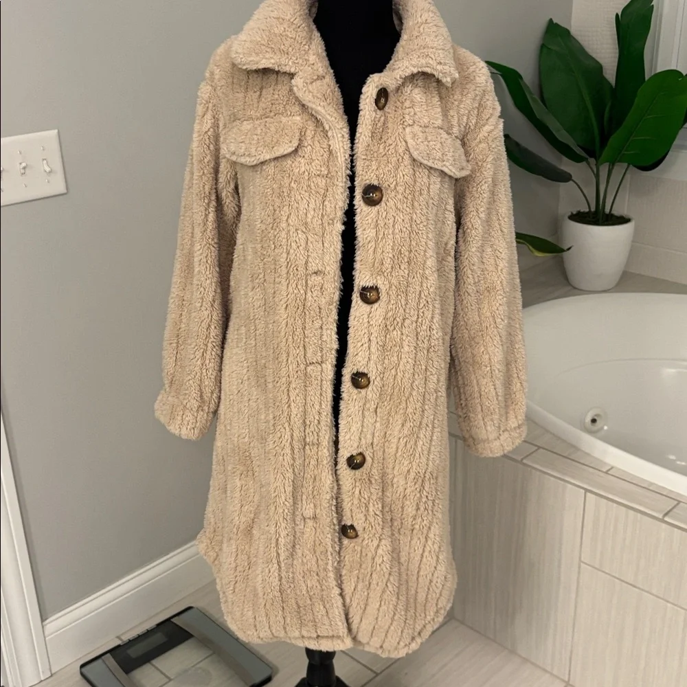 Beige Plush Long Shacket  - Women’s Cozy Teddy Jacket - Picture 3 of 5